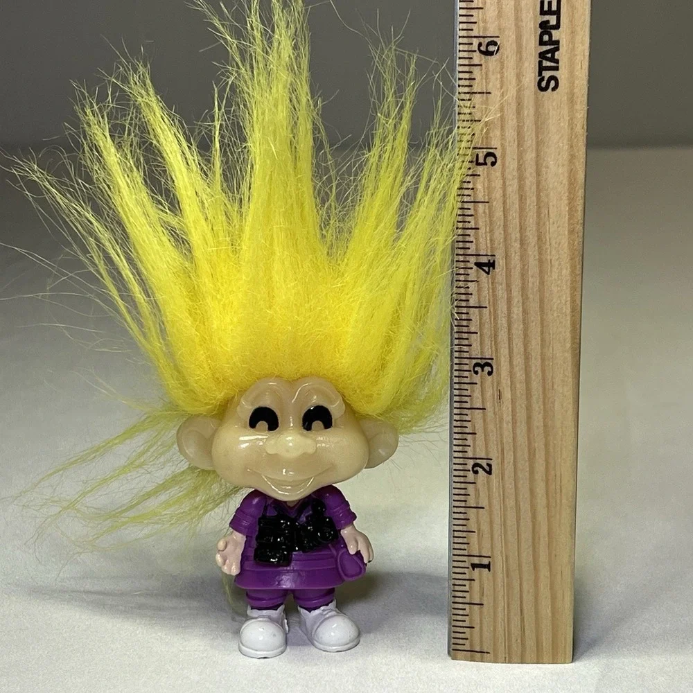 Vintage 1993 Burger King Troll Glow In The Dark Bright Yellow Hair Snaps BK Kids